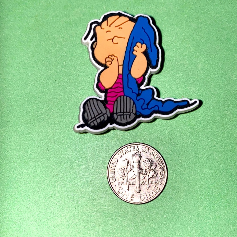 (10 for $15) Linus Snoopy Peanuts Crocs Shoe Charms